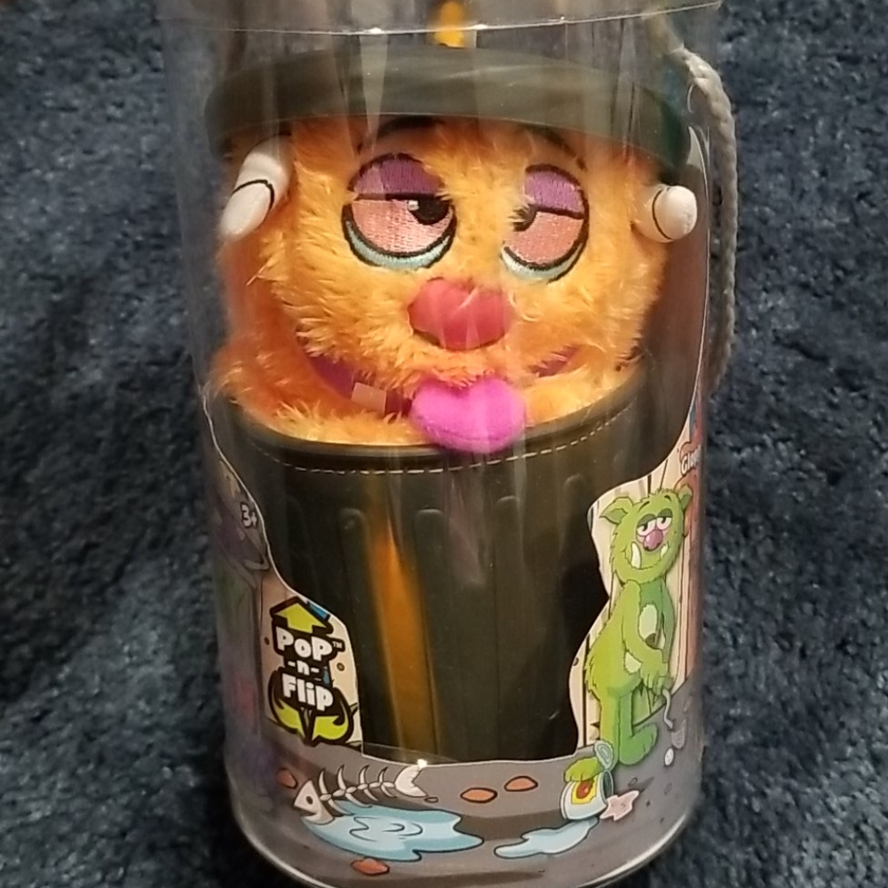 Nwt!Set of 6 Stinky little trash monsters. Rare! - Picture 8 of 10